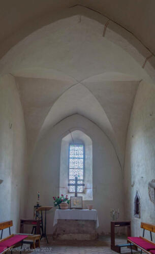 muehlberg klosterkirche innen kapelle hdr